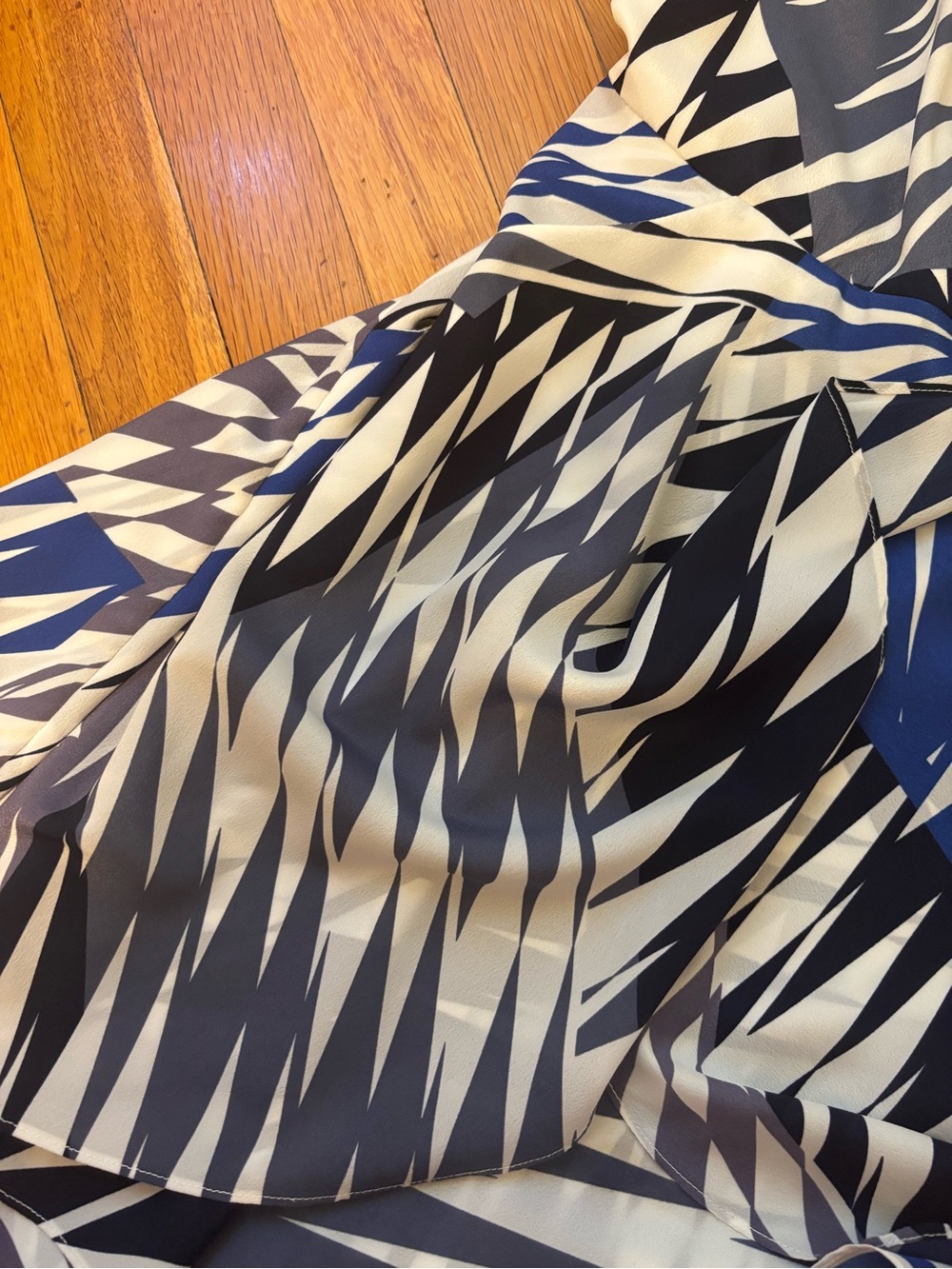 Banana Republic Blue and White Sleeveless Wrap High-Low Dress - Picture 4 of 4